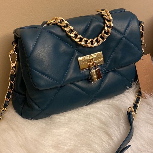 NWT Steve Madden (btulsa) Quilted Shoulder/ Crossbody Bag - Peacock Green - Picture 3 of 12